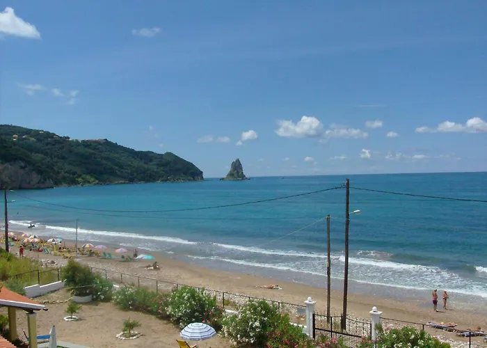 Vakantiehuis Beachfront Vacation Eftichia