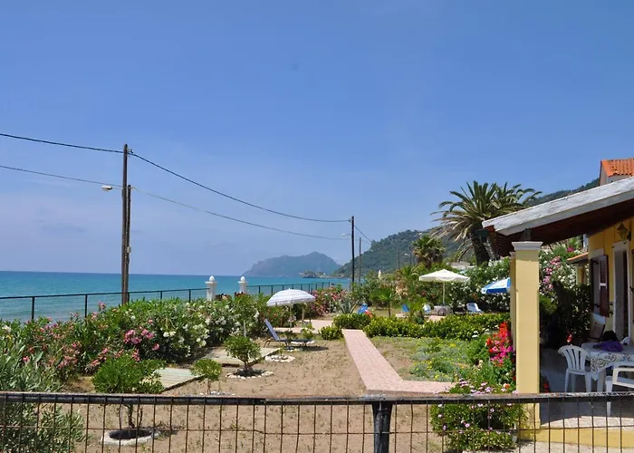 Beachfront Vacation Eftichia * Agios Gordios (Corfu)