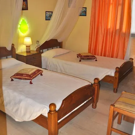 Beachfront Vacation Eftichia Hébergement de vacances *