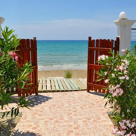 Holiday home Beachfront Vacation Eftichia